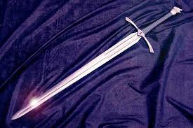 Espada de doble filo